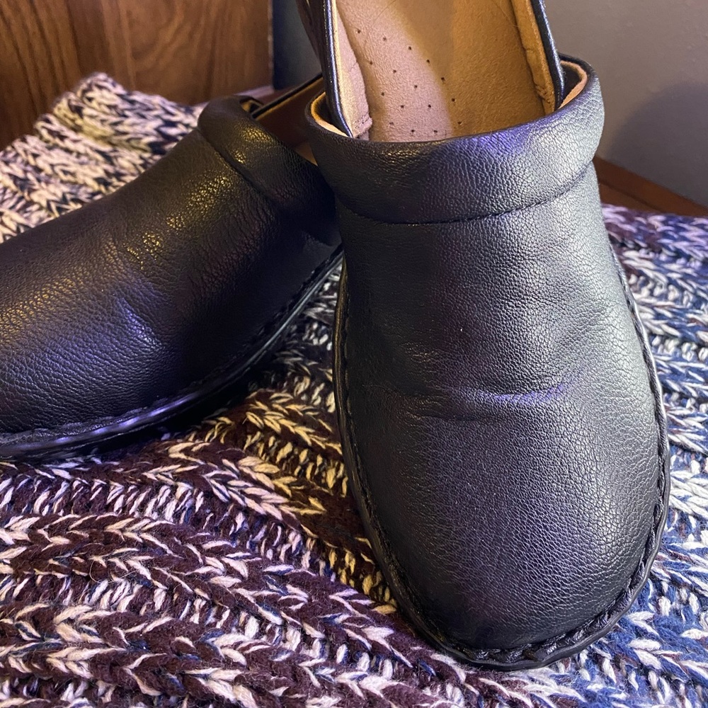 Bass Sheena Black Clogs.Brand New! Never Worn!